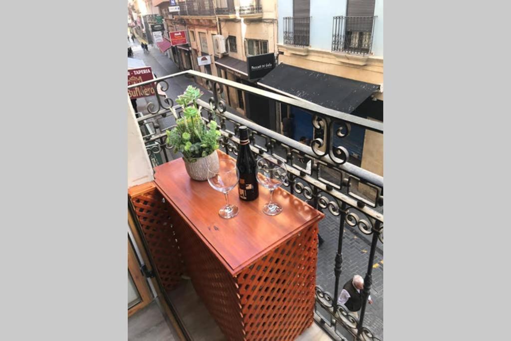 Apartamento De Diseno Centrico A 5 Min De Playa Alicante Exteriér fotografie