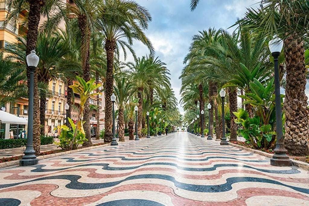 Apartamento De Diseno Centrico A 5 Min De Playa Alicante Exteriér fotografie